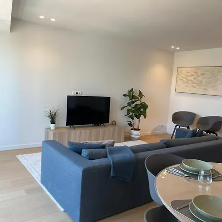 Apartamento Luxury Apartment With Marina View And Free Parking