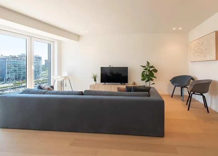 公寓 Luxury With Marina View And Free Parking 奥斯滕德